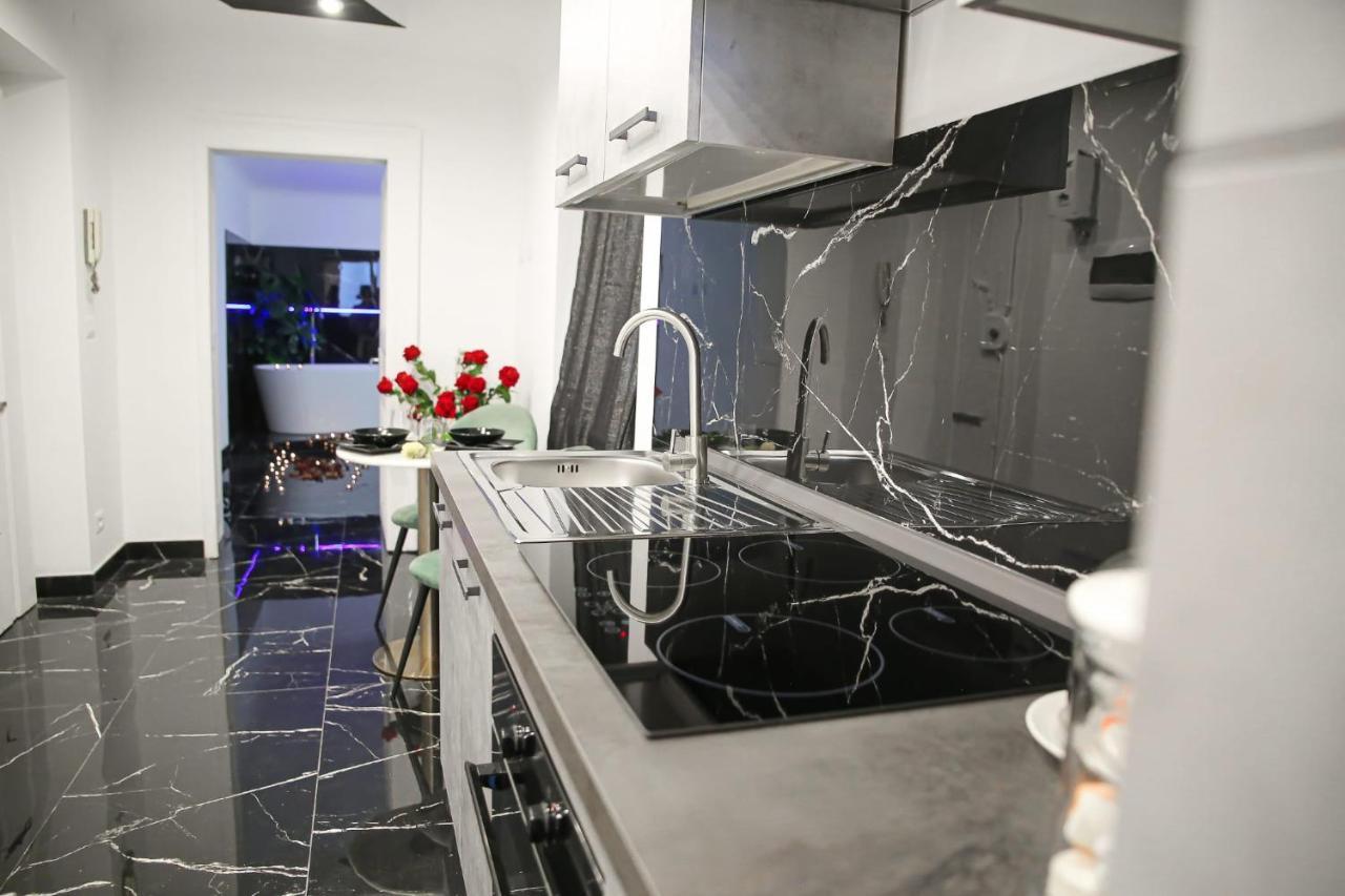 The Marble House Apartment Bari Luaran gambar